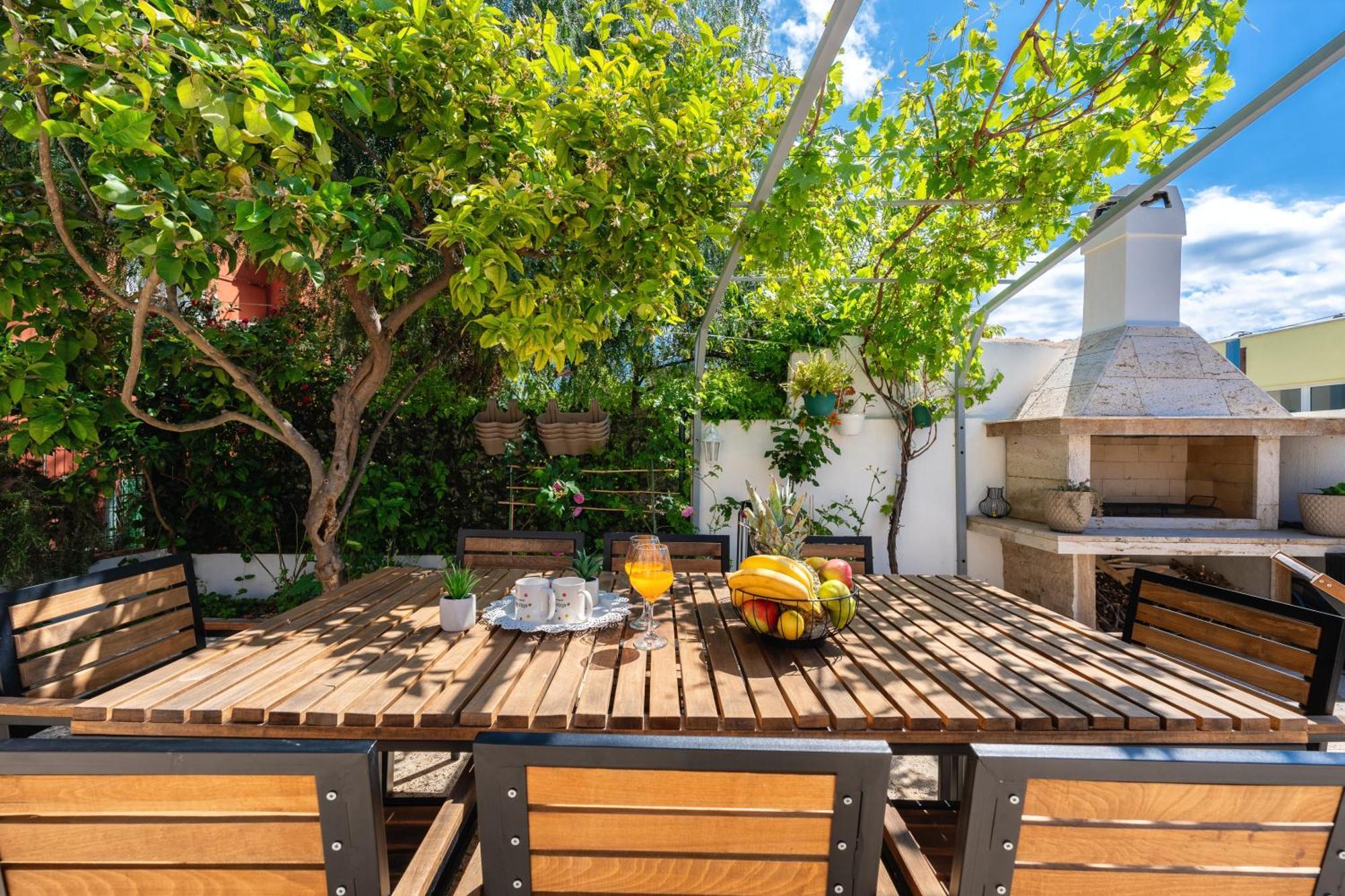 Premium Apartment Alba Rosa Split Exterior photo