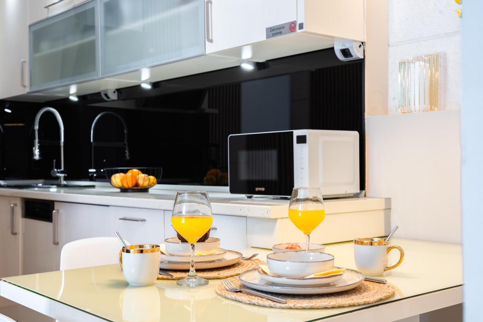 Premium Apartment Alba Rosa Split Exterior photo
